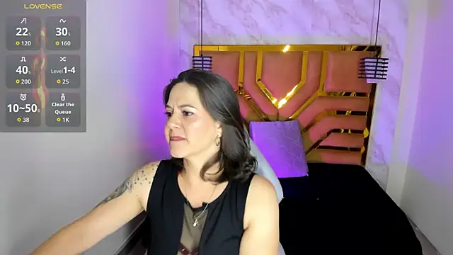 Snapshot of Luciifeer_ chatting on May 21, 7:33 pm Luciifeer online show from May 21, 7:33 pm