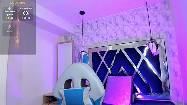 Luciifeer  online show from April 15, 7:58 pm