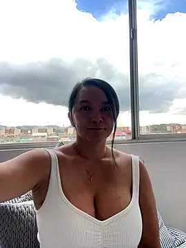 Snapshot of Nova_Gabriela chatting on October 28, 3:22 pm Nova Gabriela online show from October 28, 3:22 pm