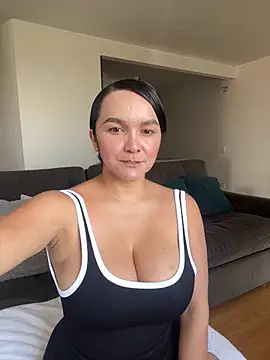 Nova Gabriela online show from February 10, 3:33 pm