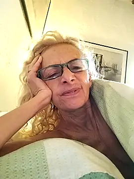 clarabell4 online show from January 13, 8:07 am