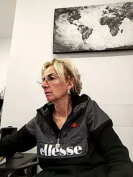 clarabell4 online show from January 19, 10:41 am