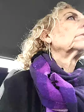 clarabell4 online show from March 12, 7:45 am