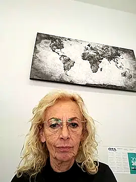 clarabell4 online show from April 23, 12:29 pm