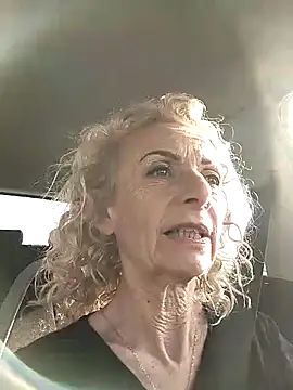 clarabell4 online show from March 11, 7:35 am