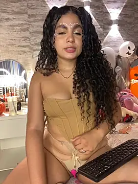 Yassy vazquez online show from October 11, 7:37 pm