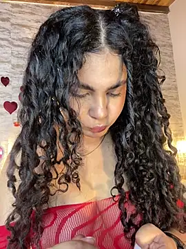 Snapshot of Yassy_vazquez chatting on February 13, 7:36 pm Yassy vazquez online show from February 13, 7:36 pm