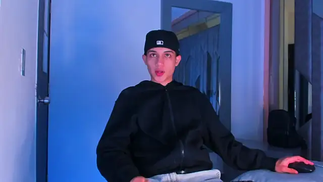 Sebax Young online show from April 12, 4:49 am