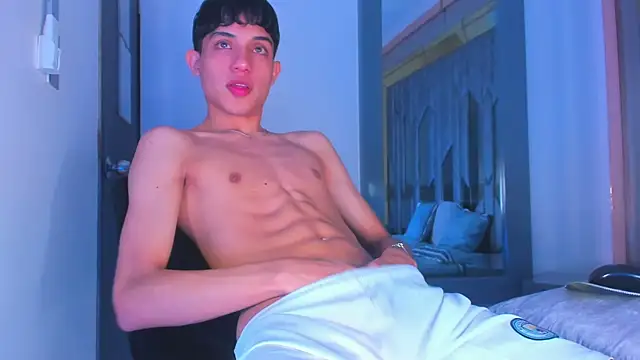 Sebax Young online show from January 10, 8:15 pm