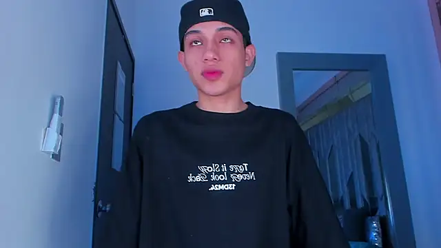 Sebax Young online show from March 14, 8:37 pm