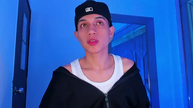 Sebax Young online show from March 21, 3:41 am