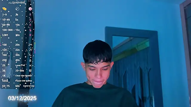 Sebax Young online show from December 3, 8:30 pm