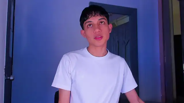 Sebax Young online show from March 19, 8:20 pm