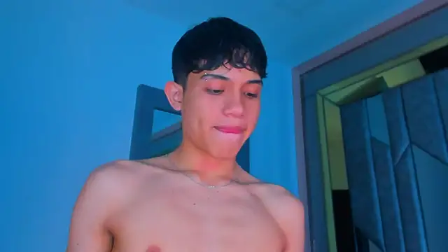 Sebax Young online show from December 2, 3:41 am