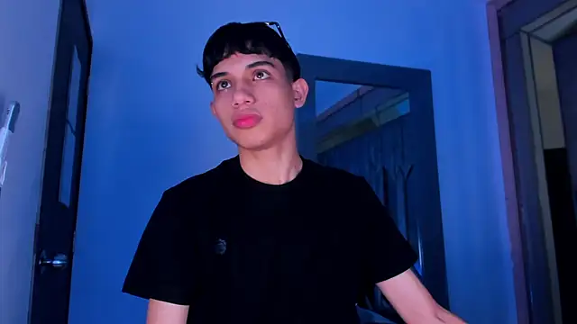 Sebax Young online show from February 11, 8:09 pm