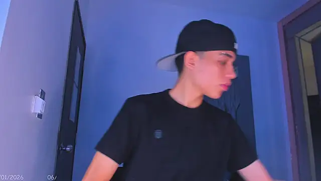 Sebax Young online show from January 6, 8:46 pm