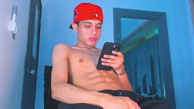 Sebax Young online show from December 20, 8:22 pm