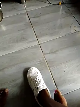 92donis online show from November 15, 3:27 pm