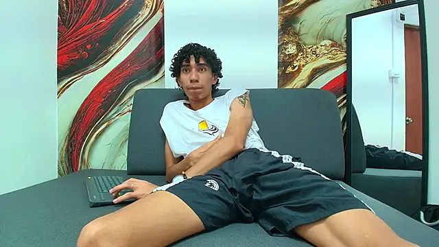 simondwayne online show from March 12, 7:51 pm