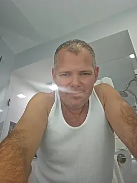 cubanitofeliz40 online show from February 8, 12:41 am