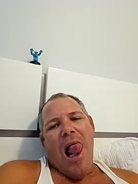 Snapshot of cubanitofeliz40 chatting on September 18, 7:17 pm cubanitofeliz40 online show from September 18, 7:17 pm