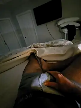 cubanitofeliz40 online show from December 5, 9:30 am