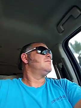 Snapshot of cubanitofeliz40 chatting on October 27, 8:10 pm cubanitofeliz40 online show from October 27, 8:10 pm