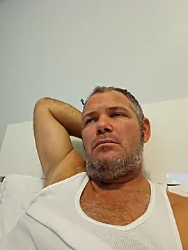 cubanitofeliz40 online show from January 31, 9:46 pm