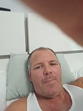 Snapshot of cubanitofeliz40 chatting on June 21, 8:14 pm cubanitofeliz40 online show from June 21, 8:14 pm