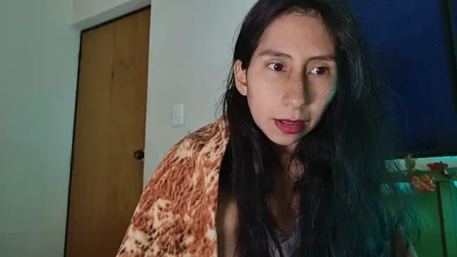  MoonLipson  online show from October 17, 10:11 pm