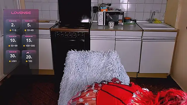 Georgia  Miller online show from November 6, 8:02 pm