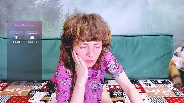 Georgia  Miller online show from May 6, 7:51 pm