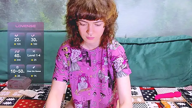 Georgia  Miller online show from May 21, 7:55 pm
