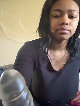 Snapshot of nuttybutter999999 chatting on October 28, 5:01 pm nuttybutter999999 online show from October 28, 5:01 pm