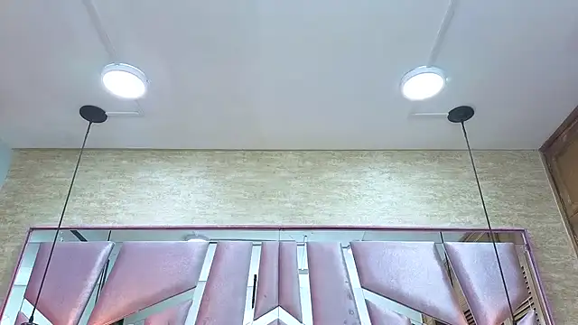 Snapshot of ThaliaCross chatting on February 12, 7:57 pm ThaliaCross online show from February 12, 7:57 pm