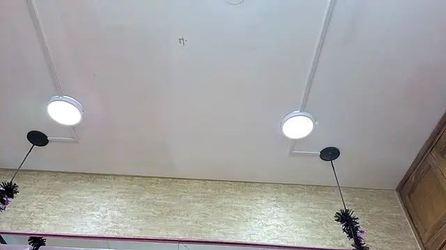 ThaliaCross online show from November 12, 8:23 pm