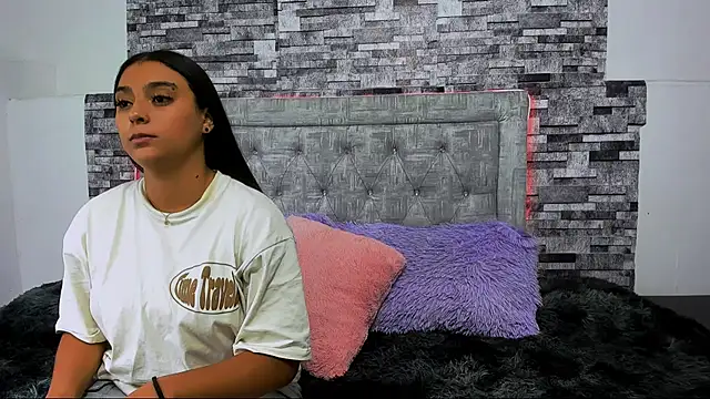 nicolexxaleja online show from October 26, 10:43 pm