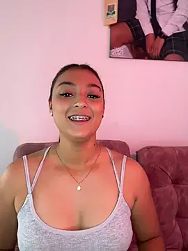 nicolexxaleja online show from April 27, 7:01 pm