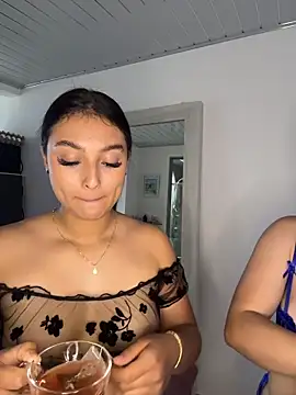 nicolexxaleja online show from March 24, 9:15 pm