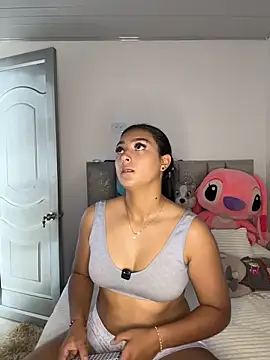 nicolexxaleja online show from March 31, 4:31 pm