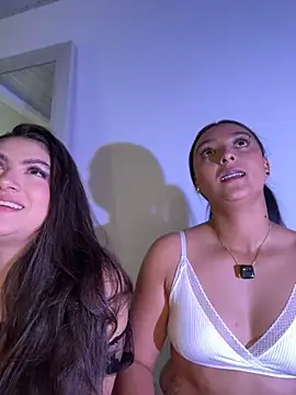 nicolexxaleja online show from May 18, 6:45 pm