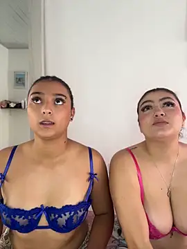 nicolexxaleja online show from May 1, 2:00 pm