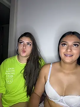 Snapshot of nicolexxaleja chatting on July 1, 4:35 am nicolexxaleja online show from July 1, 4:35 am