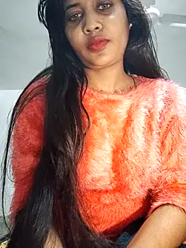 Snapshot of cute_radhikaa chatting on January 18, 10:57 pm cute radhikaa online show from January 18, 10:57 pm