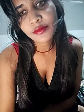 Snapshot of cute_radhikaa chatting on November 30, 9:10 am cute radhikaa online show from November 30, 9:10 am