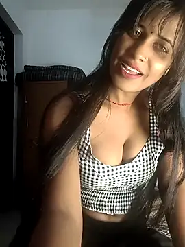 Snapshot of cute_radhikaa chatting on October 17, 5:37 pm cute radhikaa online show from October 17, 5:37 pm