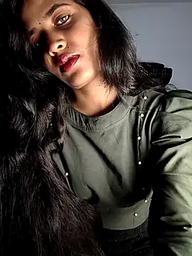 Snapshot of cute_radhikaa chatting on September 15, 7:03 pm cute radhikaa online show from September 15, 7:03 pm