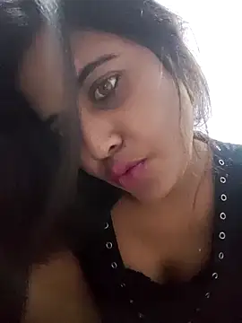 cute radhikaa online show from May 21, 7:06 am