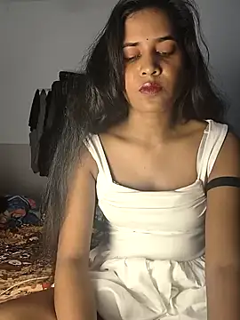 Snapshot of cute_radhikaa chatting on September 14, 7:14 pm cute radhikaa online show from September 14, 7:14 pm