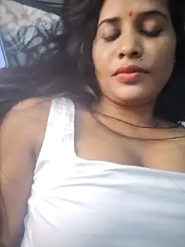 cute radhikaa online show from April 4, 6:03 pm